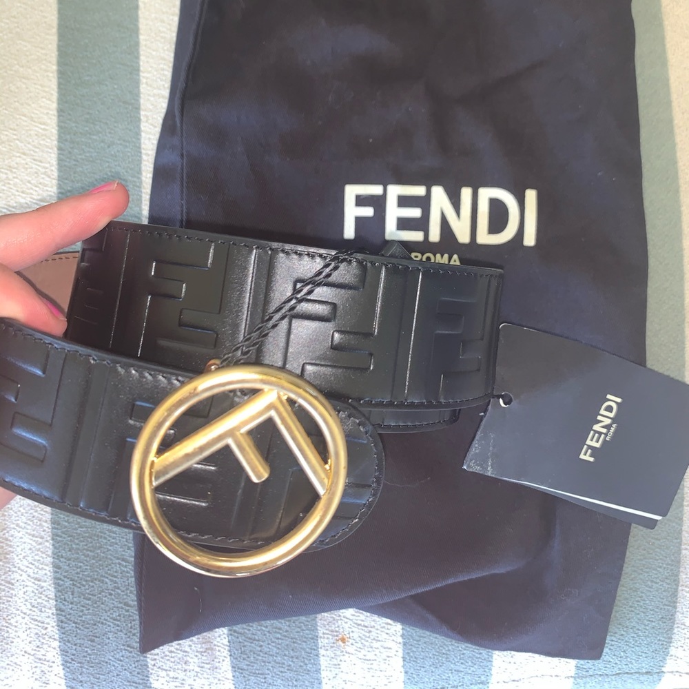 Authentic black leather Fendi belt